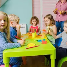 Scenariusz zajęć "Być kobietą" i inne inspirujące pomysły na lekcje w przedszkolu