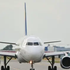 Jak uniknąć overbookingu i cieszyć się spokojnym lotem